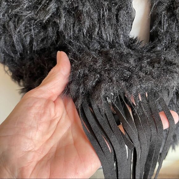 Black Fuzzy Vest with Faux Suede Fringe and Hook/Eye Closure - Med/Large - Picture 2 of 9